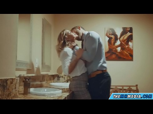 ❤️ Cuando una rubia tetona te seduce en un baño público ☑ Porno duro en es.porn-tub-sexer.ru ❌️❤️❤️❤️❤️❤️❤️❤️